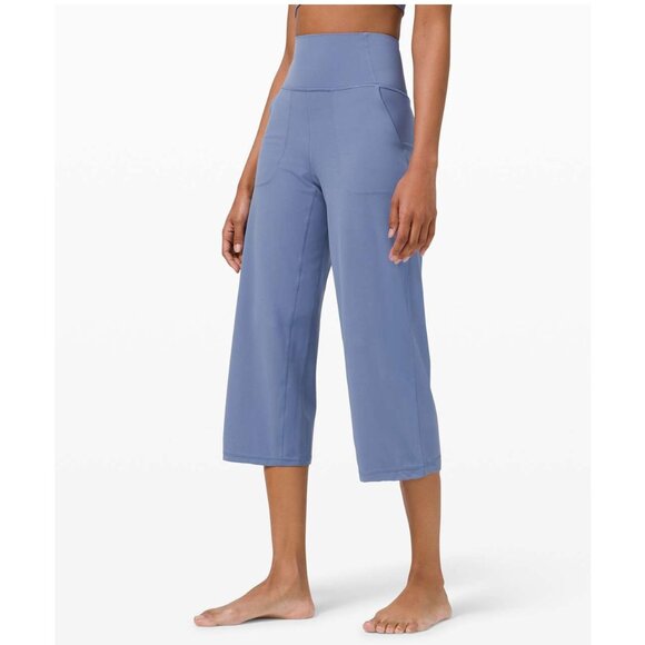 Lululemon Super-High-Rise Wide-Leg Crop 23" / Size 4 / Water Drop Nulu - Picture 2 of 11